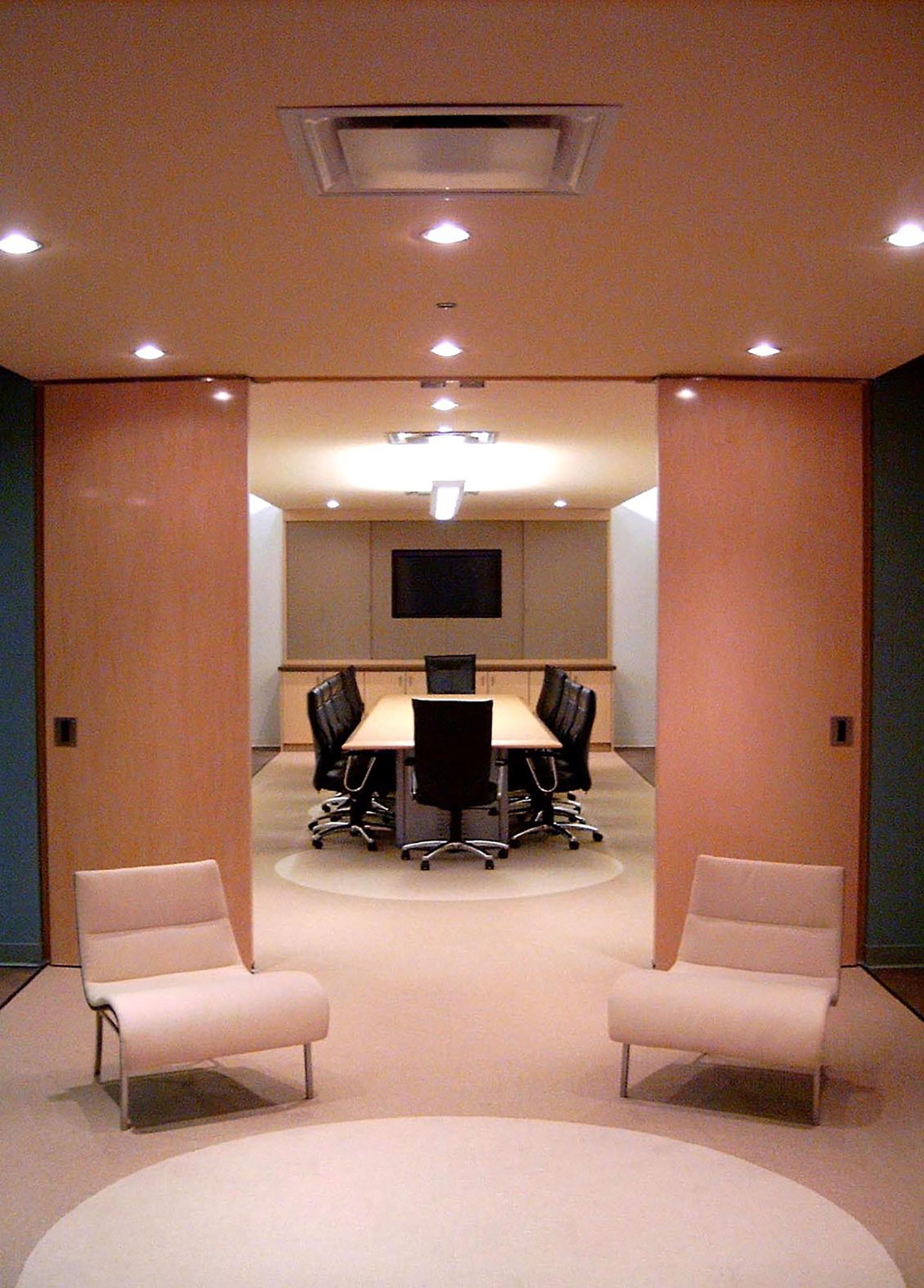 Conference_Room-web.jpg